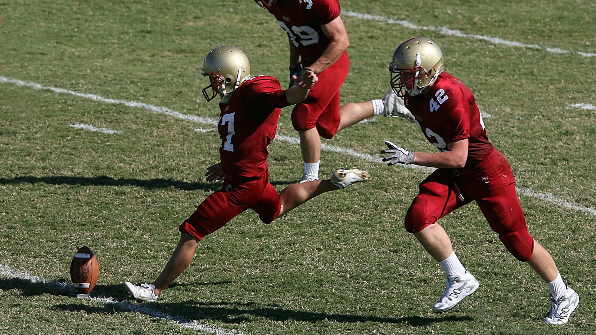 覆盖足球-库里状态火爆，德甲半决赛对阵金州勇士，辽宁男篮力争零封  第2张